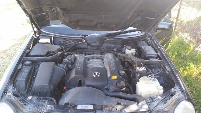 Mercedes E 240 1998, 244,000 km - 2.4 l - Mingəçevir
