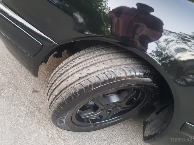 Mercedes E 200 1995, 300,000 km - 2.0 l - Bakı