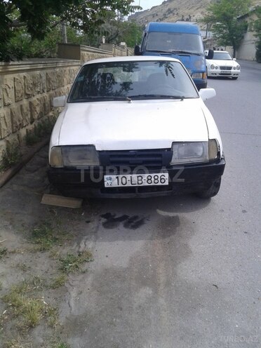 IJ 2126 Oda 2002, 120,000 km - 1.6 л - Bakı