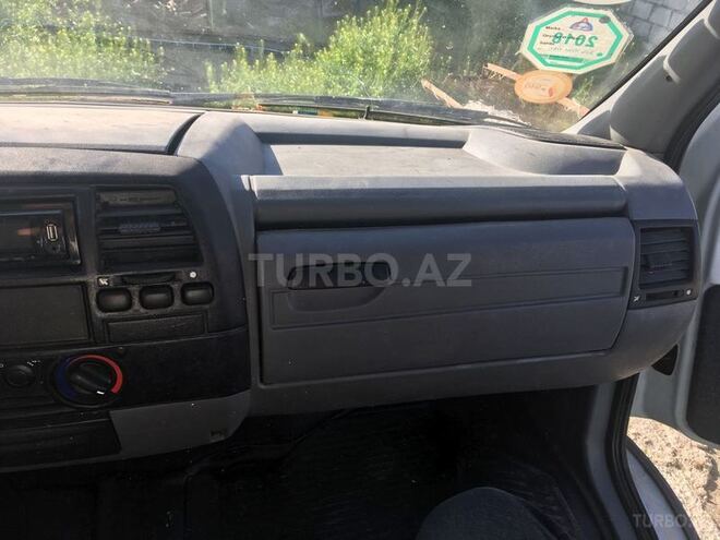 GAZ 27527-745 2009, 173,000 km - 2.4 l - Şəki