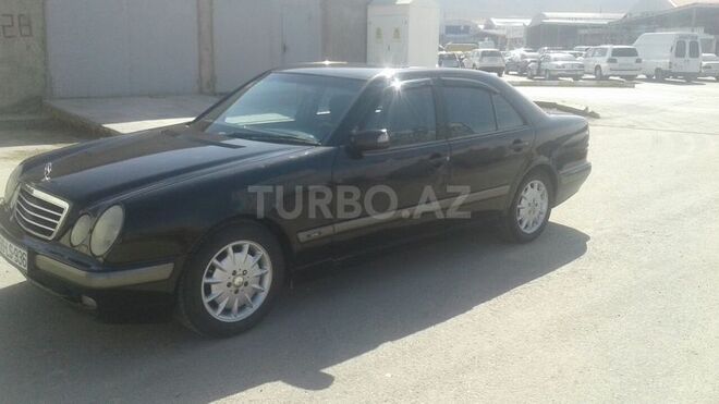 Mercedes E 220 2000, 203,080 km - 0.2 l - Bakı