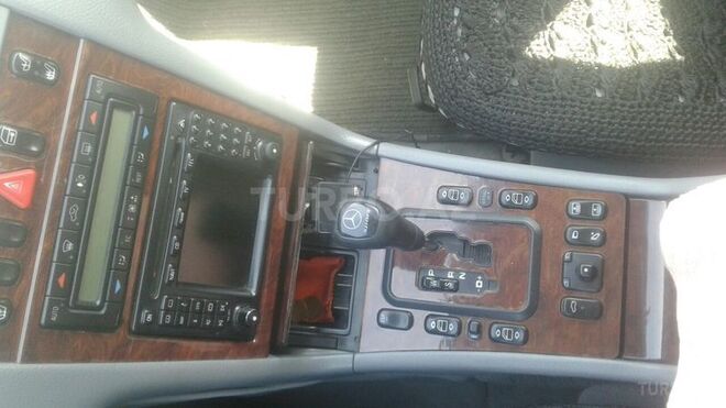 Mercedes E 220 2000, 203,080 km - 0.2 l - Bakı