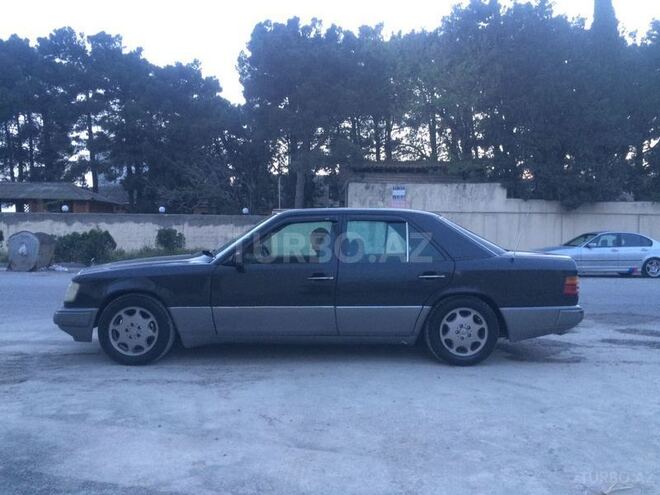 Mercedes E 200 1994, 30,000 km - 2.0 l - Bakı