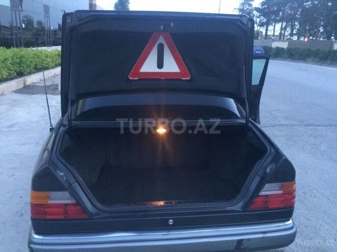 Mercedes E 200 1994, 30,000 km - 2.0 l - Bakı