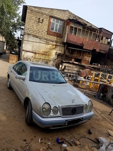 Mercedes E 300 1998, 345,045 km - 3.0 л - Bakı
