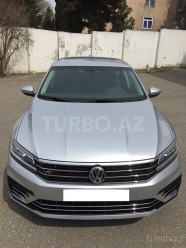 Volkswagen Passat 2017, 14,000 km - 1.8 l - Bakı