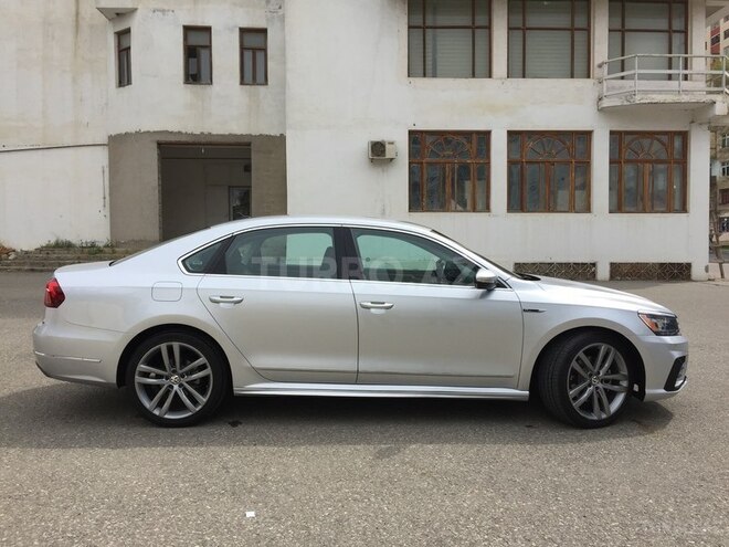 Volkswagen Passat 2017, 14,000 km - 1.8 l - Bakı