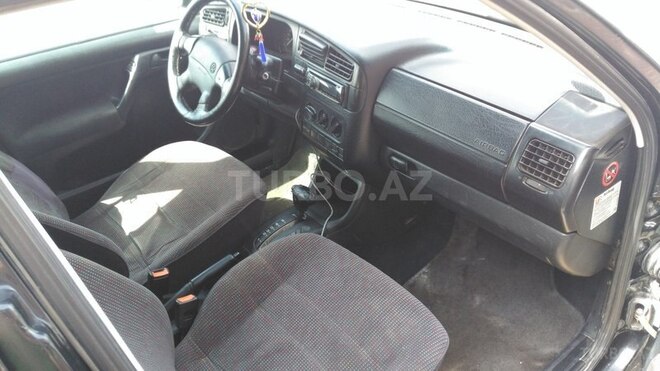 Volkswagen Golf 1997, 280,000 km - 2.0 l - Bakı