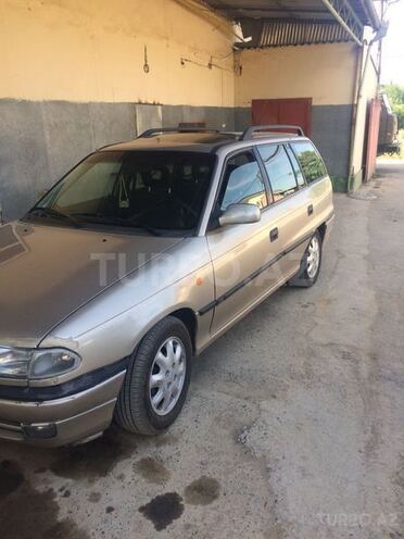 Opel Astra 1997, 310,000 km - 1.8 l - Şirvan