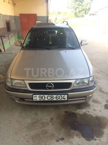 Opel Astra 1997, 310,000 km - 1.8 l - Şirvan