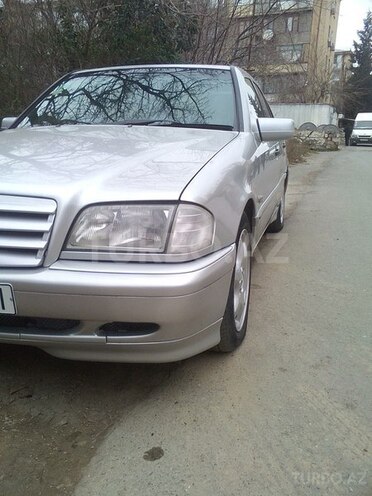 Mercedes C 200 2000, 208,300 km - 2.0 l - Bakı