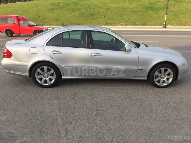 Mercedes E 220 2007, 262,000 km - 0.3 l - Bakı