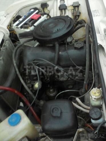 LADA (VAZ) 2106 1988, 200,000 km - 1.5 l - Sabirabad