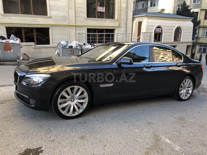 BMW 750 2009, 108,000 km - 5.0 l - Bakı