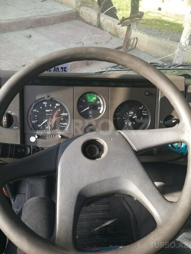 Mercedes 814 D 1997, 479,881 km - 4.3 l - Saatlı