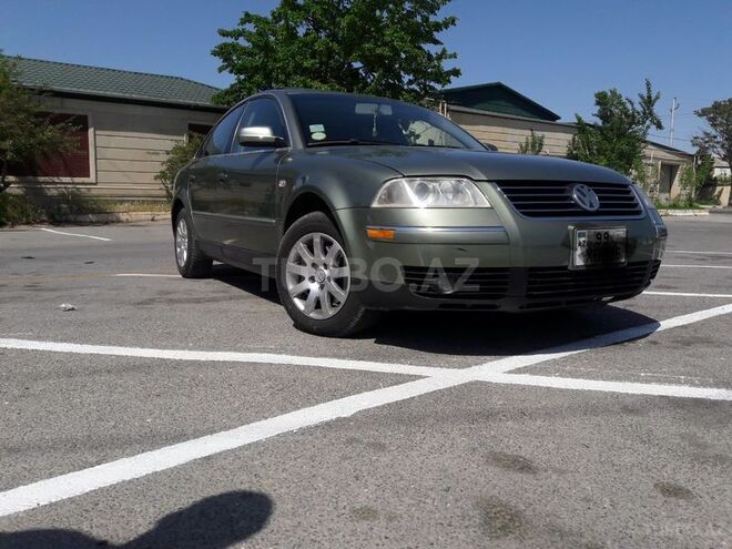 Volkswagen Passat 2003, 250 km - 1.8 l - Bakı