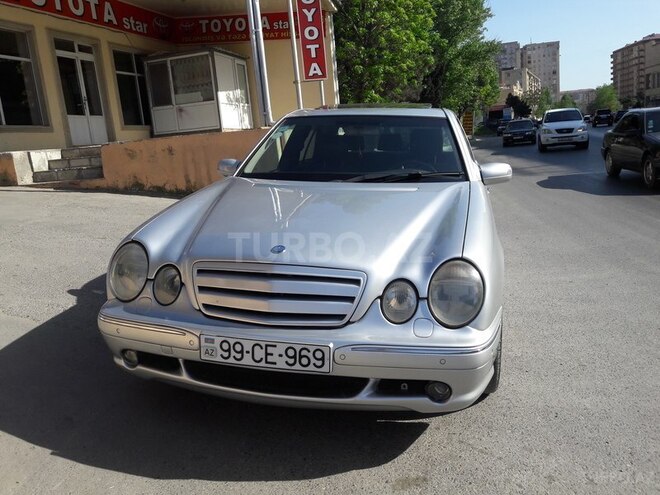 Mercedes E 320 2000, 200,000 km - 3.2 l - Bakı