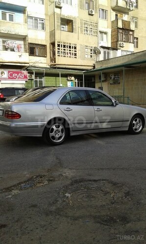 Mercedes E 240 1999, 335,300 km - 2.4 l - Bakı