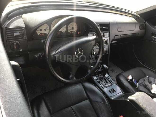 Mercedes C 230 2000, 183,000 km - 2.3 l - Bakı
