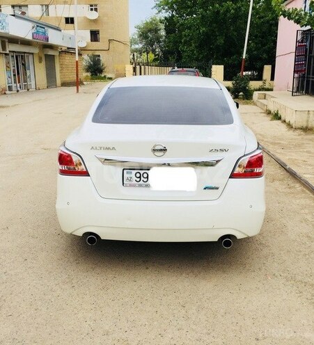 Nissan Altima 2014, 180,000 km - 2.5 l - Şirvan