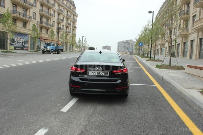Hyundai Elantra 2016, 41,000 km - 2.0 l - Bakı