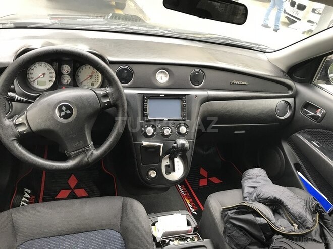Mitsubishi Airtrek 2003, 198,788 km - 2.0 l - Bakı