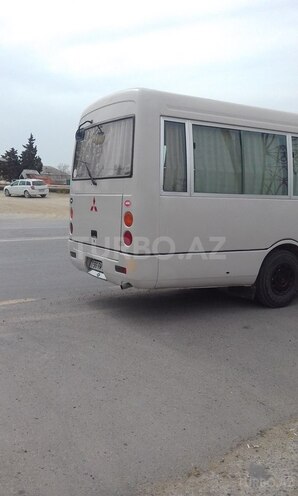 Mitsubishi Rosa 2009, 600,000 km - 4.3 l - Bakı