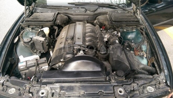 BMW 520 1997, 236,000 km - 2.0 l - Bakı