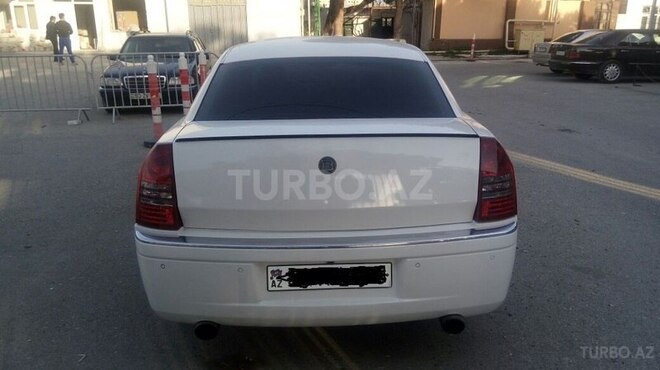 Chrysler 300C 2005, 233,000 km - 5.7 l - Bakı