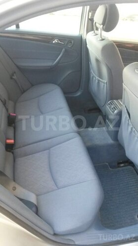 Mercedes C 200 2001, 229,000 km - 2.0 l - Bakı