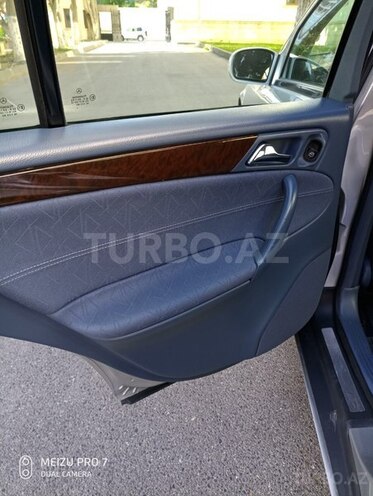 Mercedes C 200 2001, 229,000 km - 2.0 l - Bakı