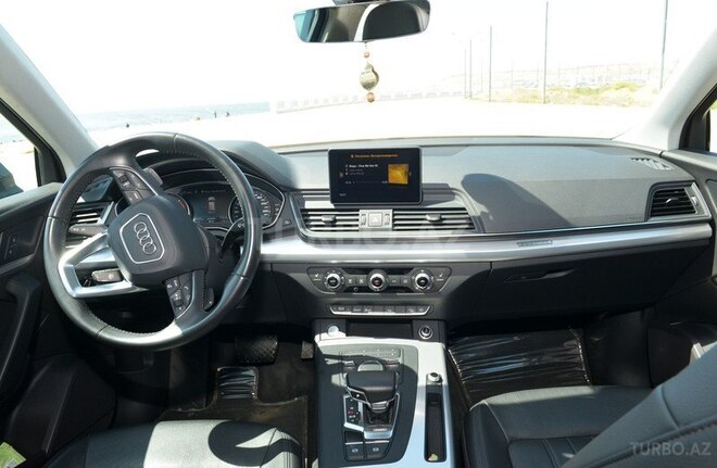 Audi Q5 2017, 48,000 km - 2.0 л - Bakı