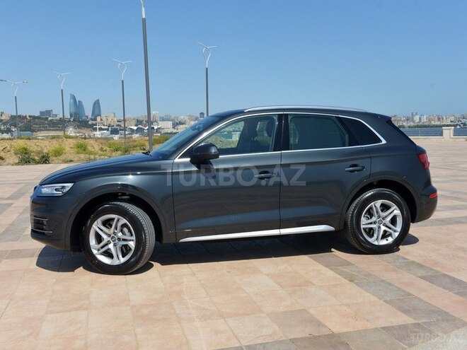 Audi Q5 2017, 48,000 km - 2.0 л - Bakı