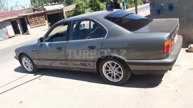 BMW 520 1991, 320,000 km - 2.0 l - Bakı