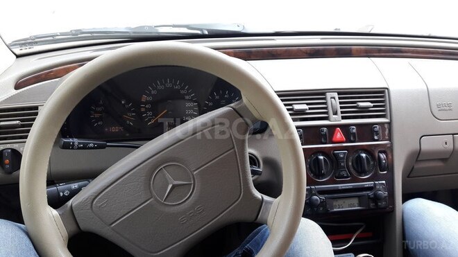Mercedes C 180 1998, 298,000 km - 1.8 l - Bakı