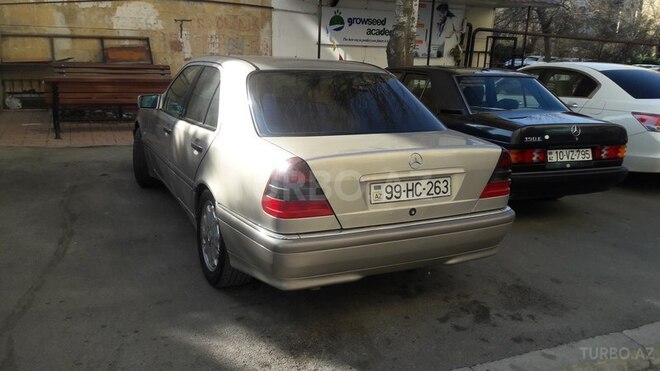 Mercedes C 180 1998, 298,000 km - 1.8 l - Bakı