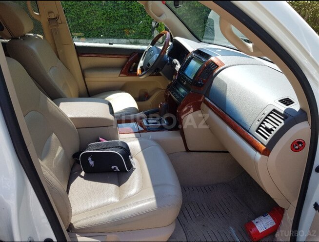 Toyota Land Cruiser 2013, 22,100 km - 4.2 л - Bakı