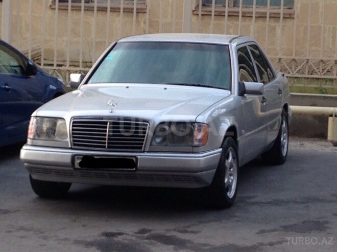 Mercedes E 220 1994, 383,200 km - 2.2 л - Bakı