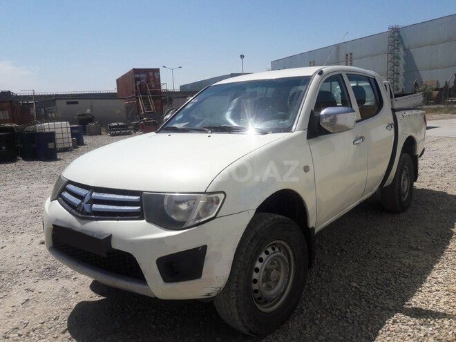 Mitsubishi L200 2010, 476,000 km - 2.5 l - Bakı