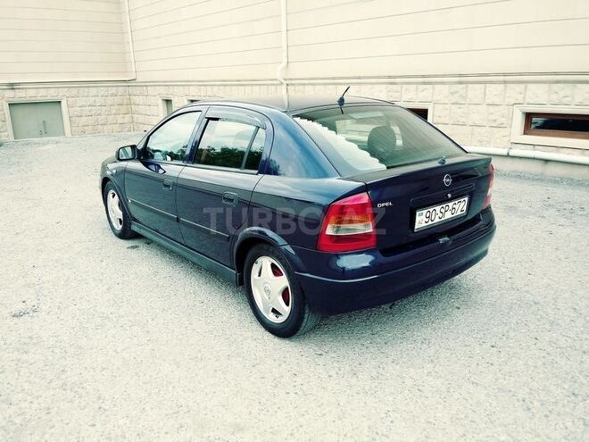 Opel Astra 1999, 267,000 km - 1.6 l - Şamaxı
