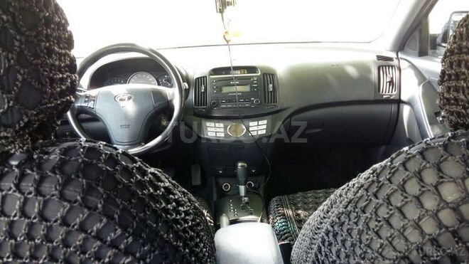Hyundai Elantra 2007, 147,481 km - 1.6 л - Zaqatala