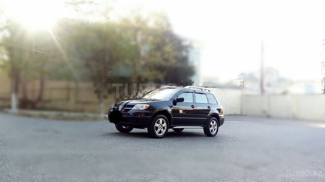 Mitsubishi Outlander 2005, 132,000 km - 2.4 l - Bakı