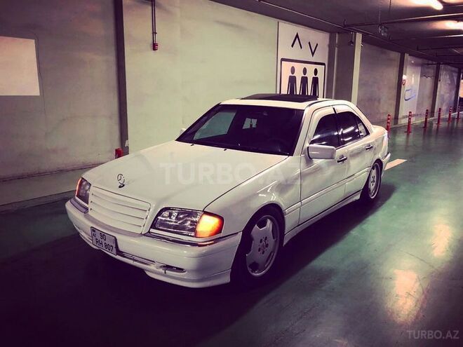 Mercedes C 230 2000, 183,000 km - 2.3 l - Bakı