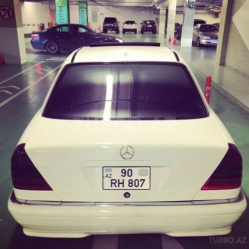 Mercedes C 230 2000, 183,000 km - 2.3 l - Bakı