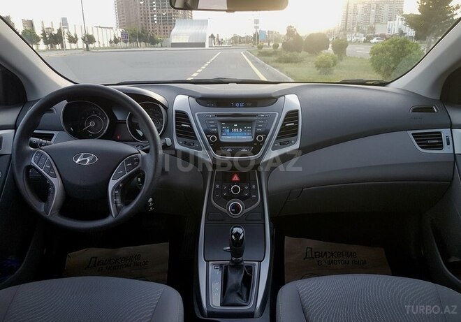 Hyundai Elantra 2014, 26,000 km - 1.8 l - Bakı