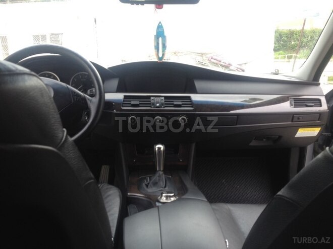 BMW 525 2005, 187,000 km - 2.5 l - Göyçay