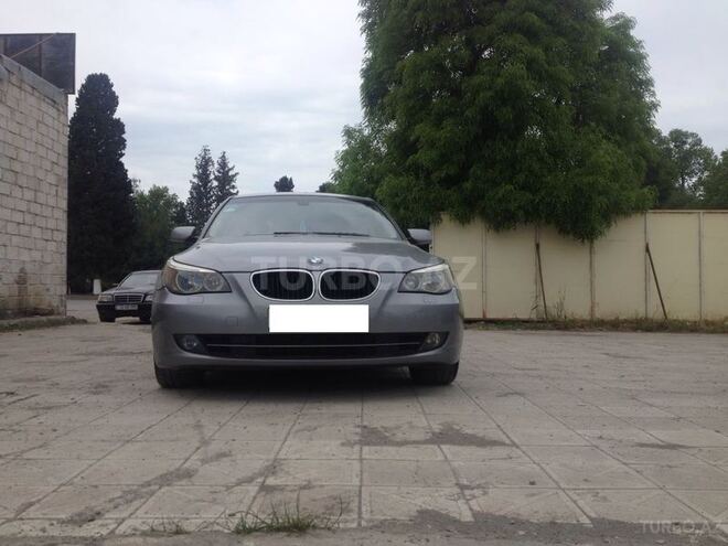 BMW 525 2005, 187,000 km - 2.5 l - Göyçay
