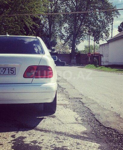 Mercedes E 200 1996, 387,000 km - 2.0 l - Bakı