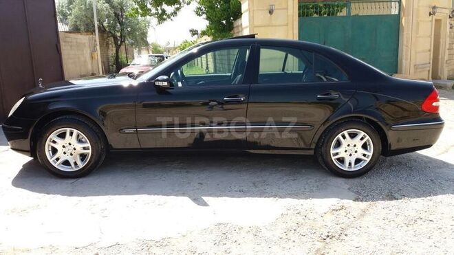 Mercedes E 240 2005, 247,000 km - 2.6 л - Bakı