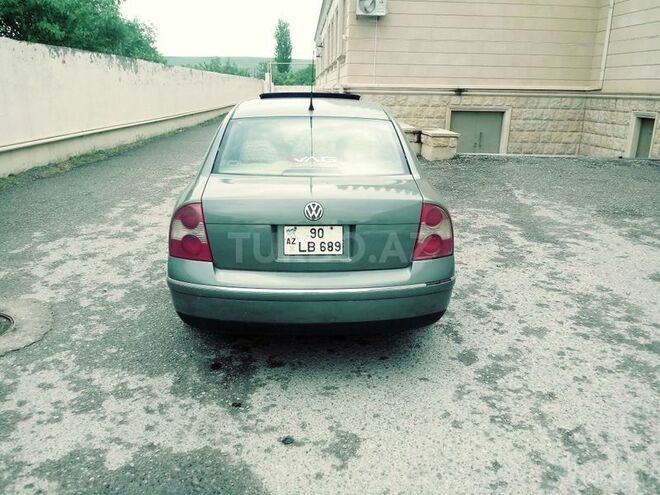 Volkswagen Passat 2002, 200,000 km - 1.8 l - Şamaxı